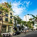 Sunshine Luxury Hotel