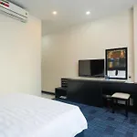 Daisy Hotel