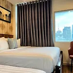 Dda Hotel District 1- Bui Vien-De Tham Walking Street