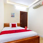 RedDoorz Quy Phuc Hotel