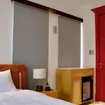 Leiden Homestay&Cafe\'