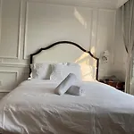 Diamond Suite Koreatown