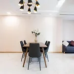 Landmark 81 - Luxury Condotel