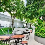 Botanica Premier - Near Airport 5 Minutes - Nice