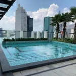 The Rixx Amazing Apartment In D1/Bathtub/Pool/Gym