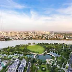 Signature Suite Landmark 81