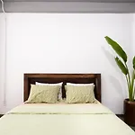 Rustic Tropical Suite In Dist1
