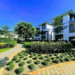 Swanbay Apartments Group