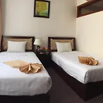 Dong Kinh A Hotel
