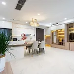 Convinia Luxury The Peak Midtown
