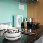 Sweet Rentals Homes - Cozy Studio W Kitchen & Netflix
