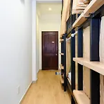 Van Hung Hostel & Dorm