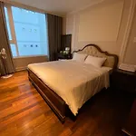 Leman Luxury Apartment By M Suites