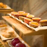A&Em Art Hotel
