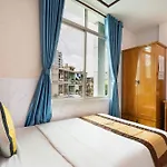 Janus Hotel 168