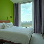 Lux Executive Residence @ Empire City By Circadian