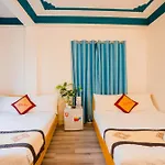 Adenia Hotel