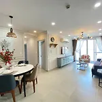 Lena Condotel