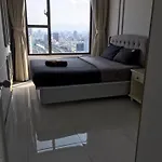 Cbd Luxury Apartment In Rivergate Building