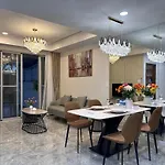 Lena Condotel