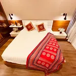 Estella Heights, 2Br , Resort Living, Dist.2