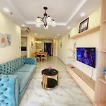 Scenic Valley Suite