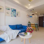 The Botanica - Apartment Near Airport - Very Nice