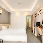 Cozy Inn Near Buivien Street