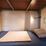 9 Hostel And Suites