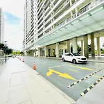 Secc Luxury 2-Br Apartment, Scenic Valley, Saigon Exhibition And Convention Center, Fv Hospital, Phu My Hung District 7