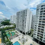 Secc Luxury 2-Br Apartment, Scenic Valley, Saigon Exhibition And Convention Center, Fv Hospital, Phu My Hung District 7