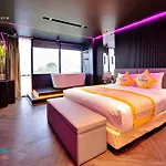 Hanz Premium Friday Saigon