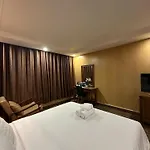 Mandarin Hotel