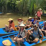 Giang Son Hotel
