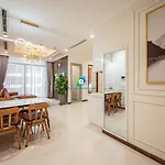 The Vinhome Central Apartment - The Best Landmark Area