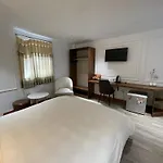 Apina Home