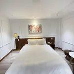 Apina Home