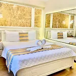 Jewel Hotel