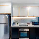 Modern District 1 2Br&3Br D1&Zenity Apartment Outdoor Jacuzzi Pool