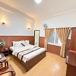 Nhat Minh Airport Hotel
