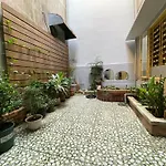 Om House