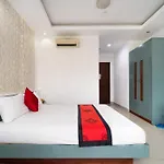 Cozi 5 Serviced Apartment