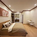 Guava Home 109 - Studio In City Center