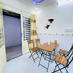 Lavie House