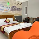 Minh Vy Hotel Sg - By Bay Luxury