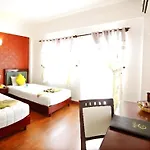 Universe Hotel