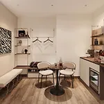 Sg Dilly Hotel