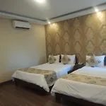 Van Phat Hotel