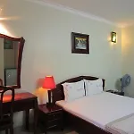 Hung Huong Hotel