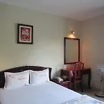 Hung Huong Hotel